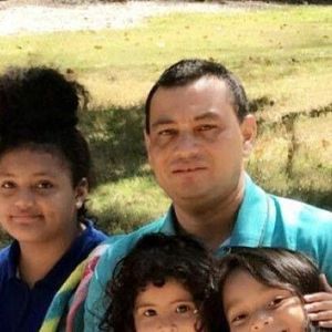 Meet your Posher, Manuel